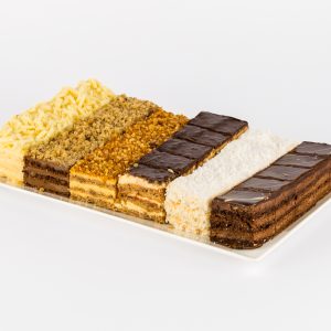 Prăjituri de casă asortate – MIX – 6 sortimente